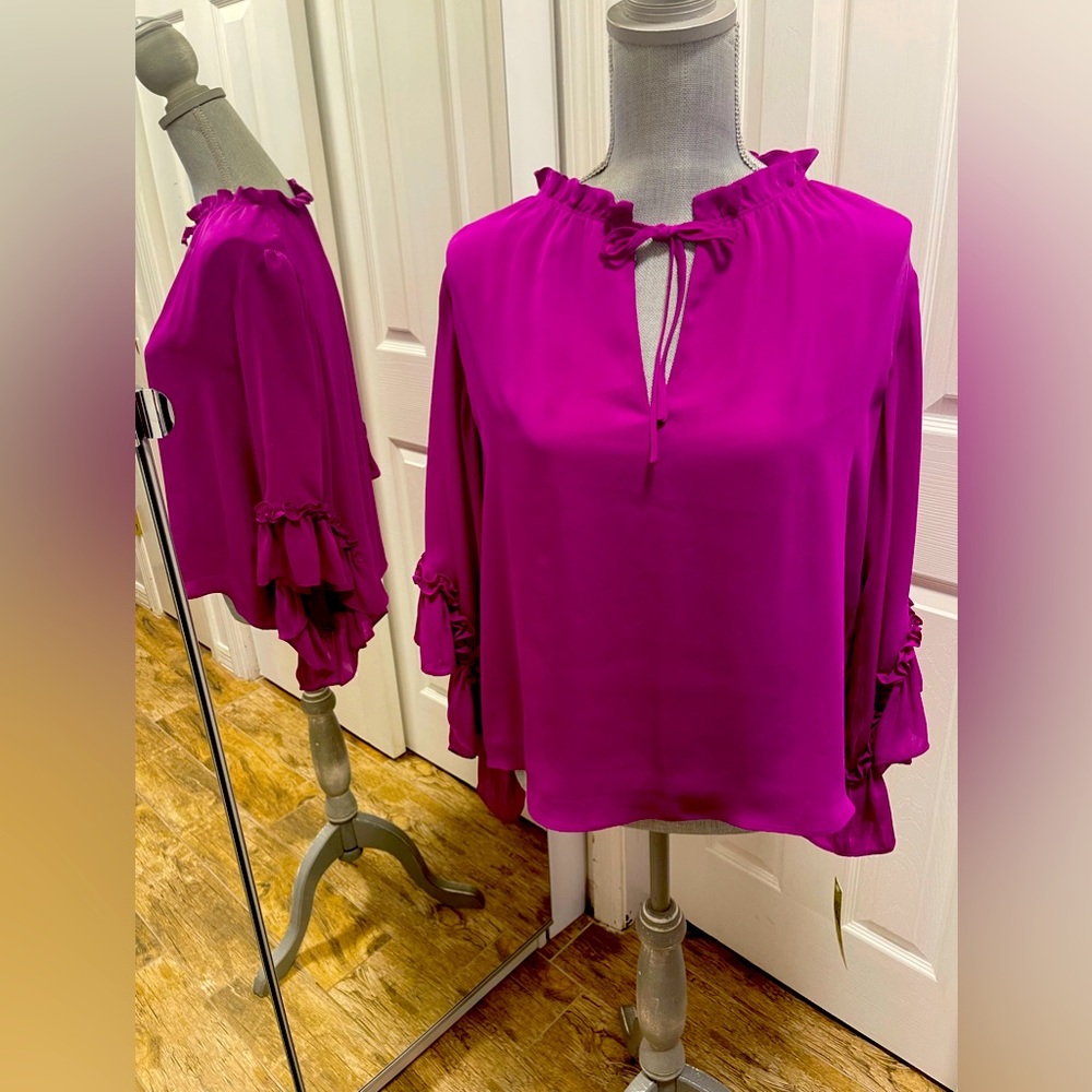 NWT Gianni Bini Fuchsia Blouse Sz S